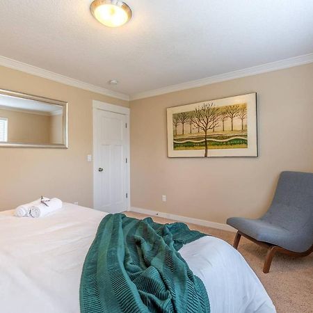 Modern Home, Four Bedrooms, King Beds Tigard Exteriér fotografie