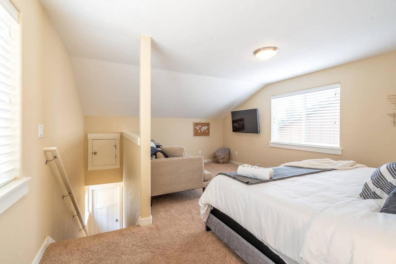 Modern Home, Four Bedrooms, King Beds Tigard Exteriér fotografie